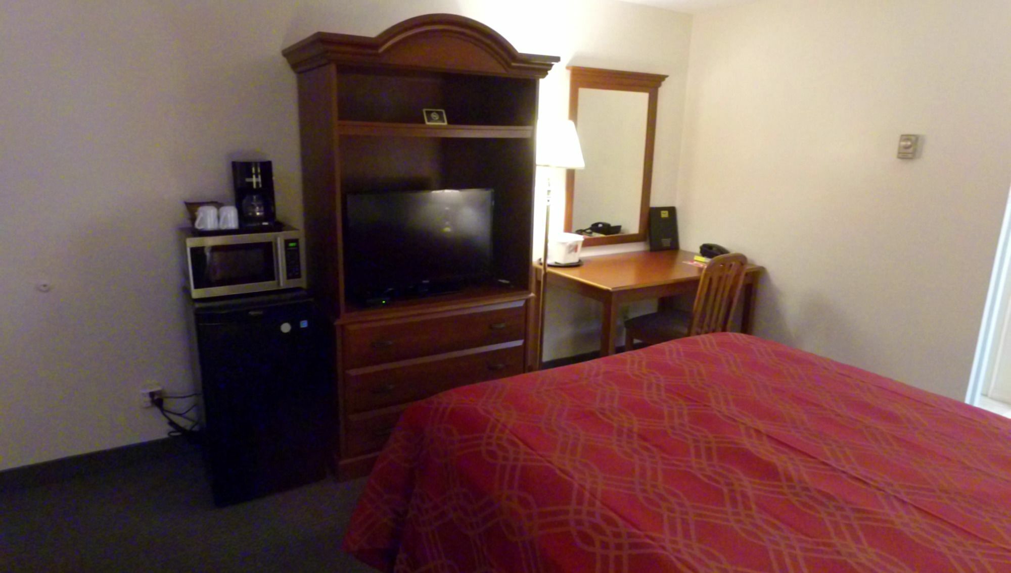 Econo Lodge Inn & Suites Saint John Buitenkant foto