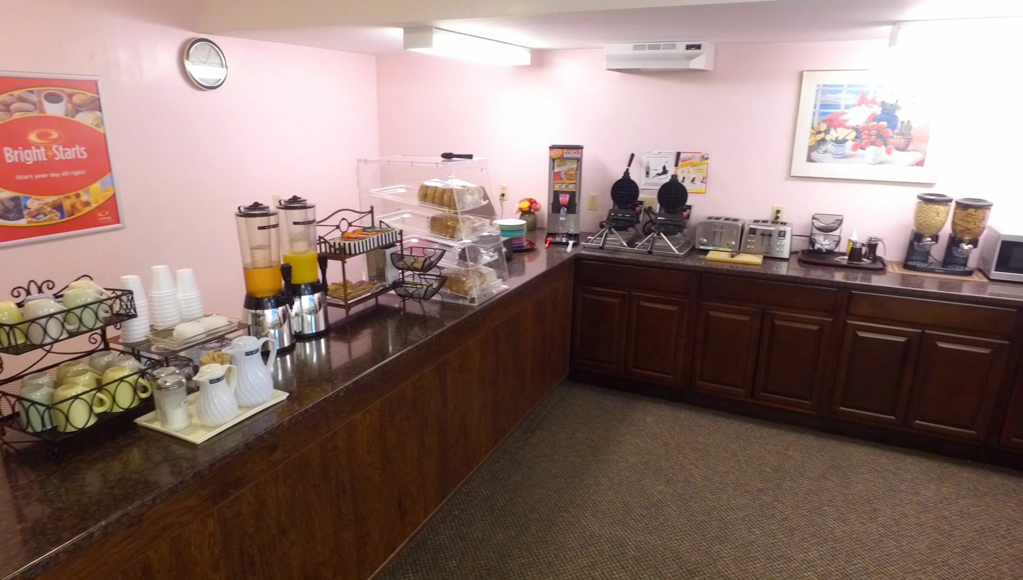 Econo Lodge Inn & Suites Saint John Buitenkant foto