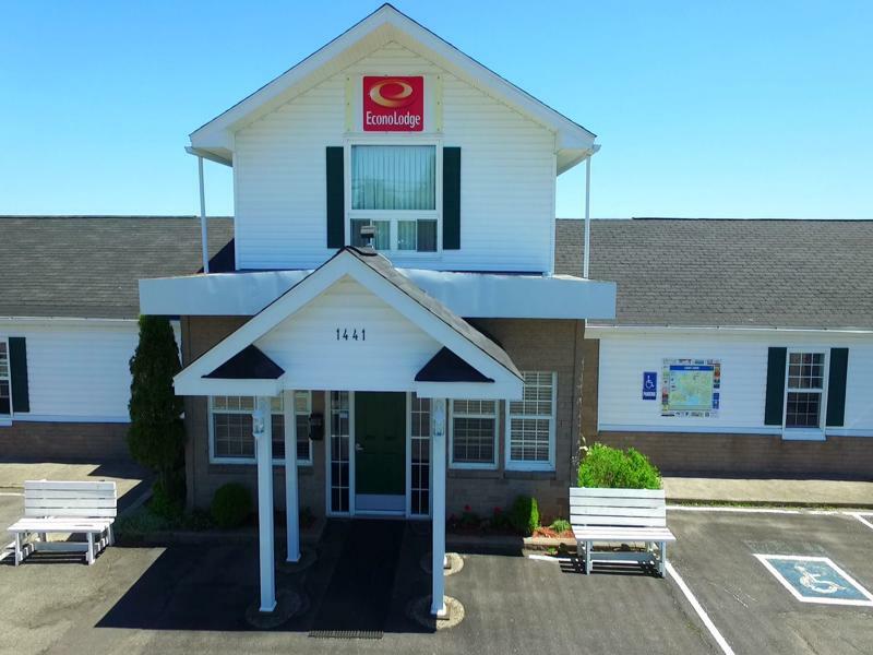 Econo Lodge Inn & Suites Saint John Buitenkant foto